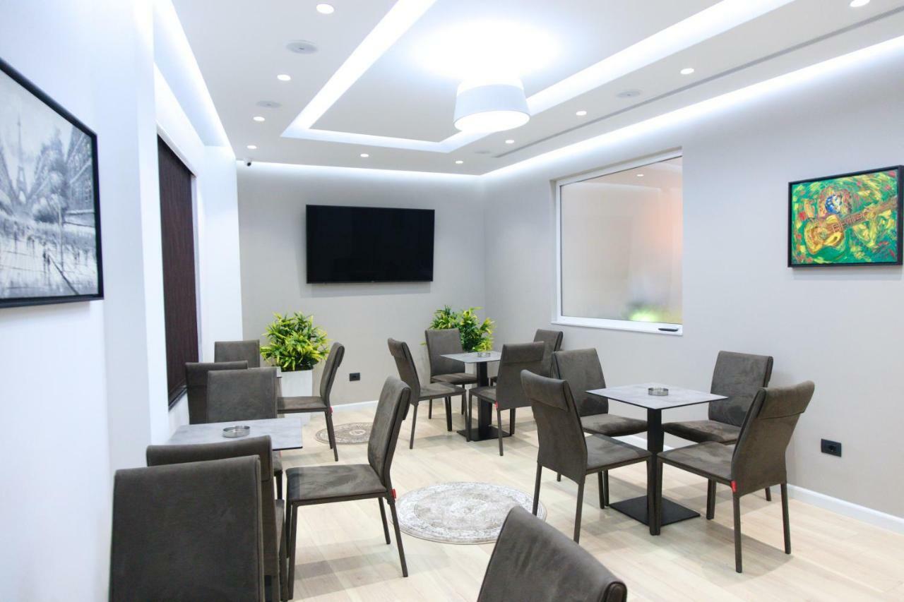 Emerald Boutique Hotel Tirana Eksteriør billede