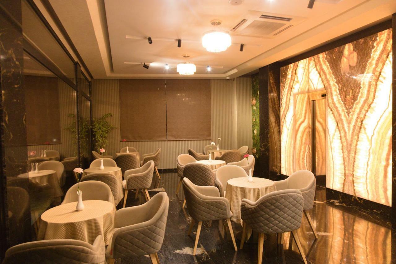 Emerald Boutique Hotel Tirana Eksteriør billede