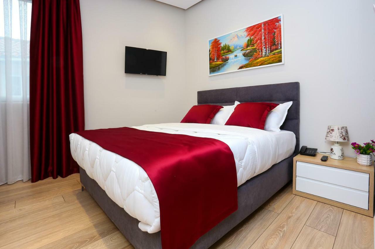 Emerald Boutique Hotel Tirana Eksteriør billede