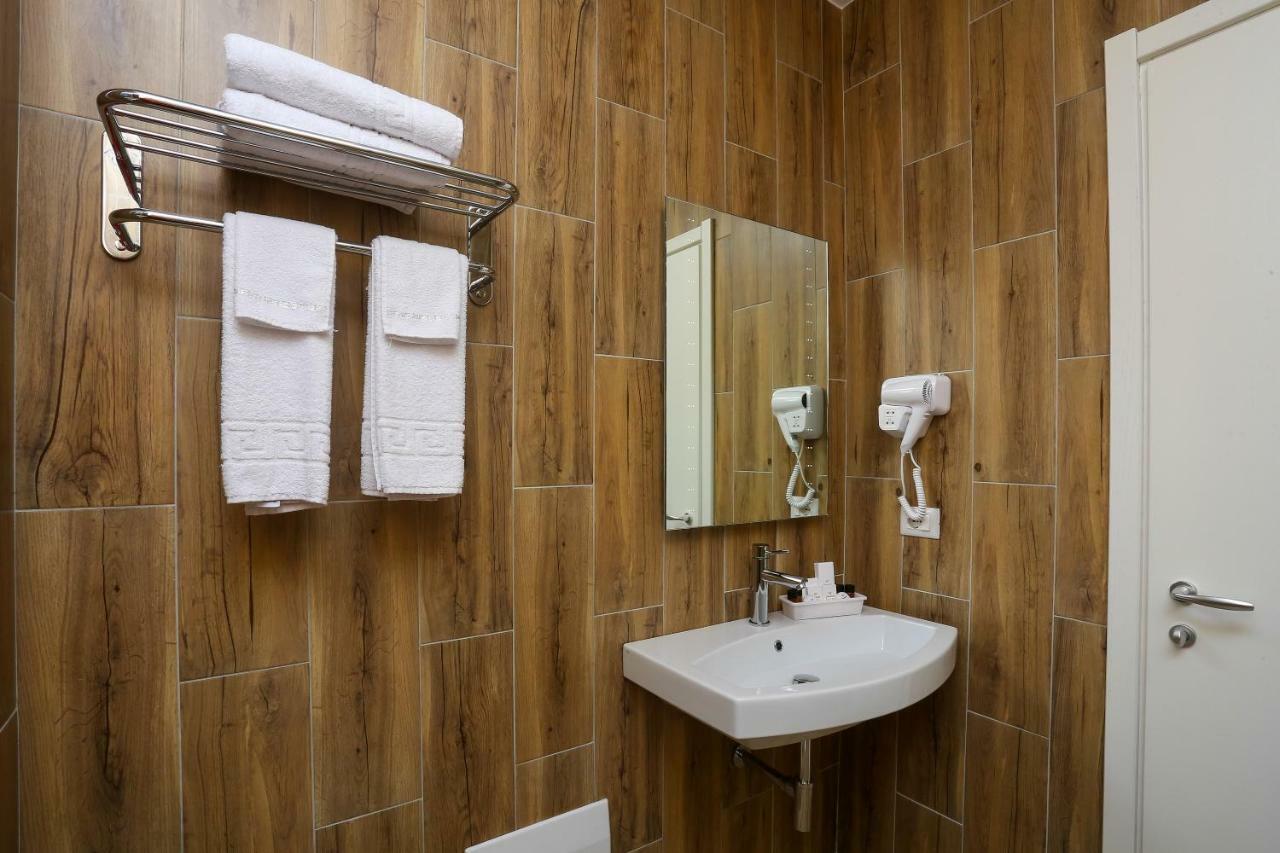 Emerald Boutique Hotel Tirana Eksteriør billede