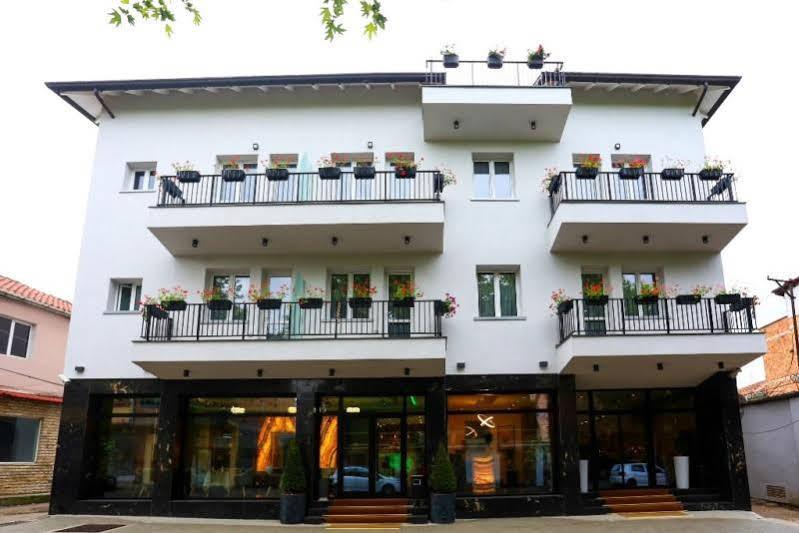Emerald Boutique Hotel Tirana Eksteriør billede